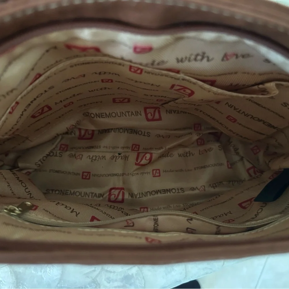 Stone Mountain Accessories Brown Leather Shoulder Bag with Adjustable Strap - Picture 4 of 4